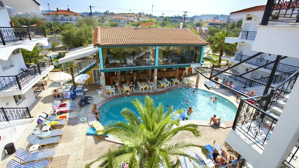 Hanioti Grand Victoria